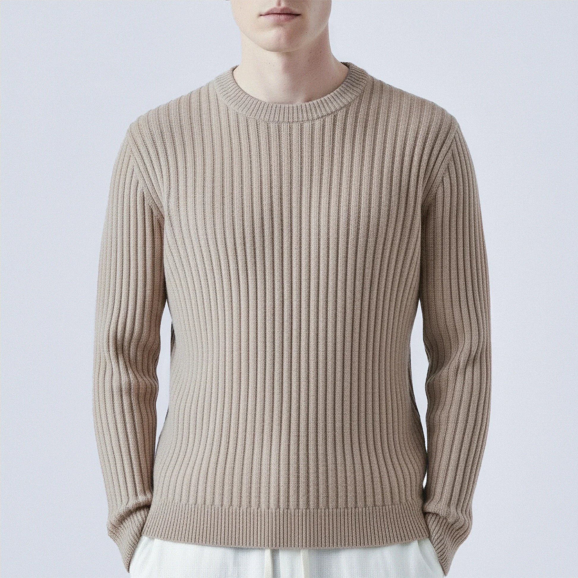 Maglione in lana 100% a coste con collo rotondo