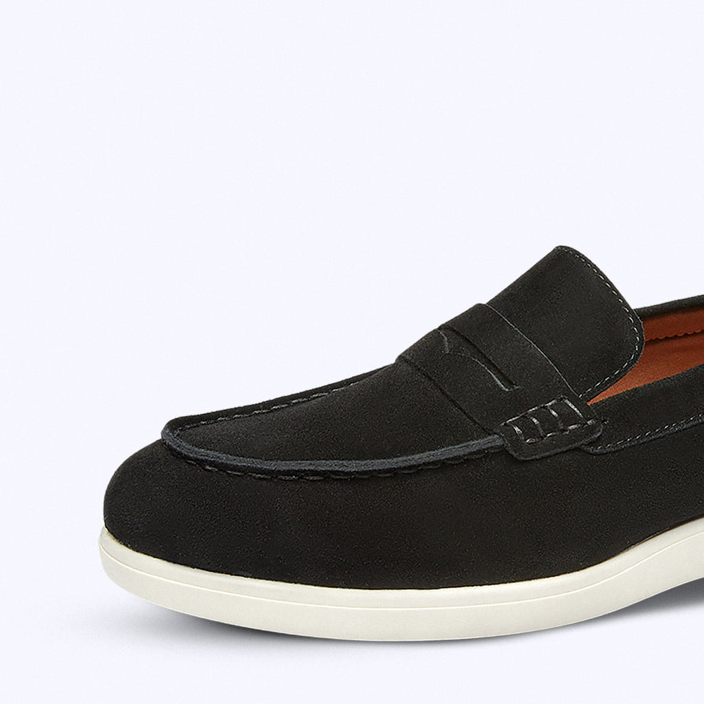 Mocassini in camoscio con design penny