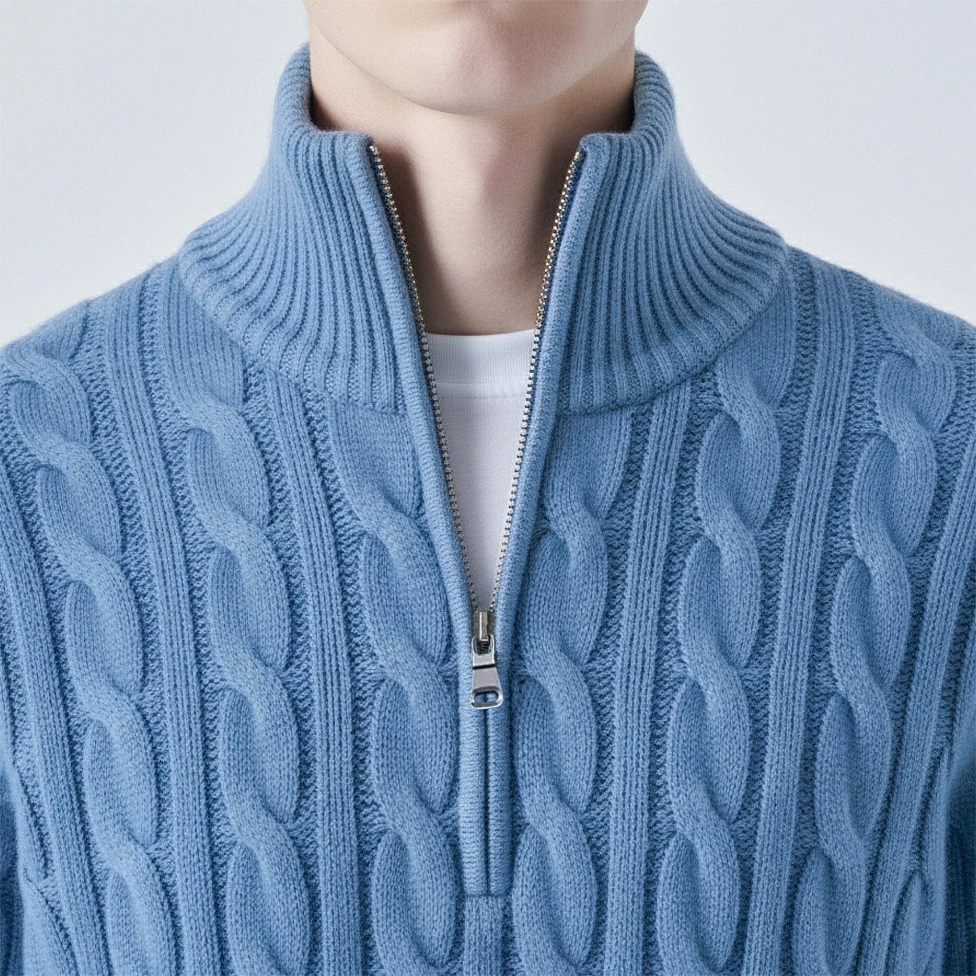 Maglione in cotone a maglia treccia con zip a metà petto